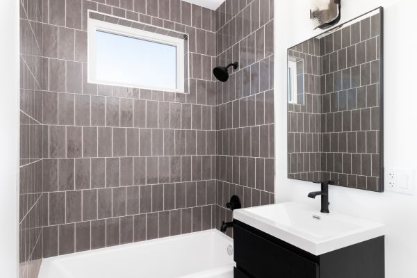 Cost of Shower Window Repair in Shawnee