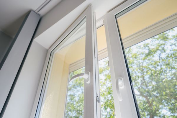 Window Pane Replacement in Shawnee